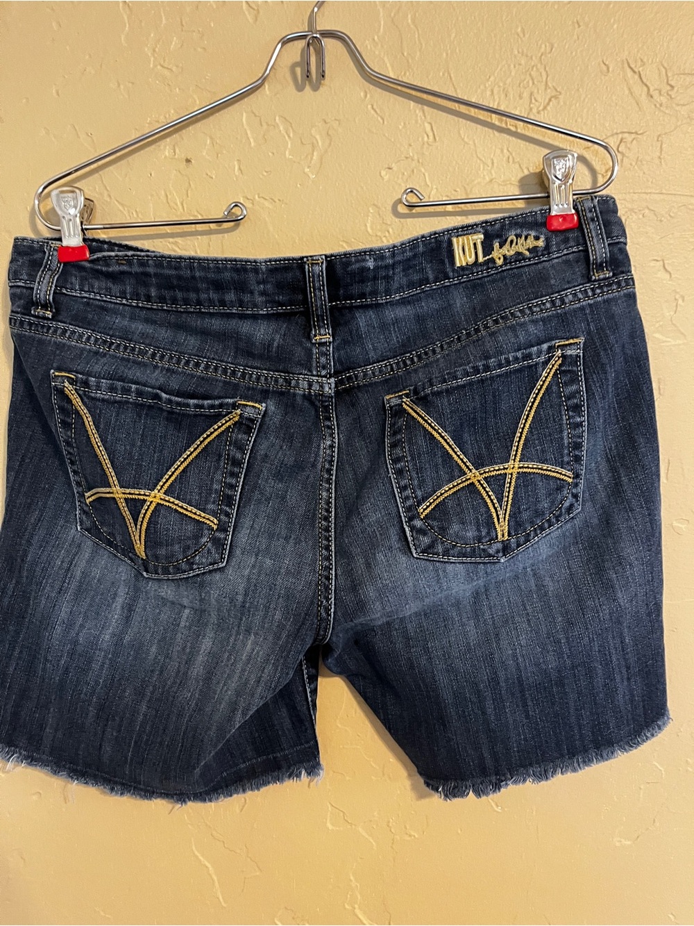 KUTfrom the kloth Catherine boyfriend short size 6